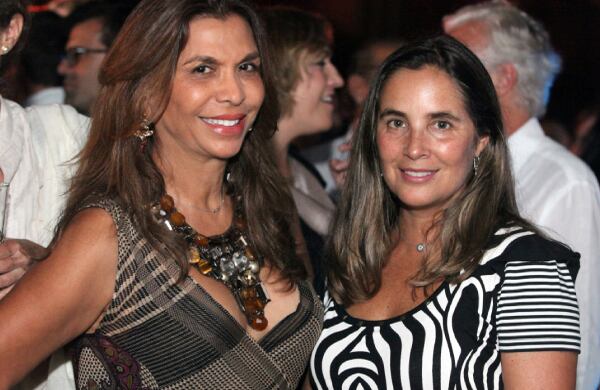 Chiqui Echavarria y Alexandra Mora.