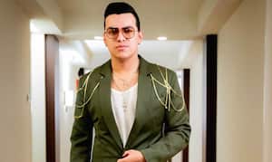 Yeison Jiménez se autoregaló una lujosa camioneta en su cumpleaños