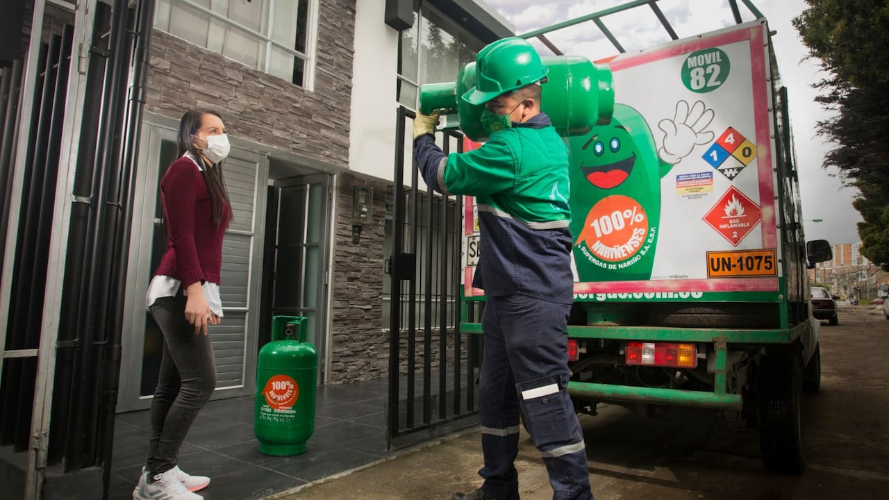 Gas en cilindro se pondrá más caro si el gobierno no se pone al día con subsidios.