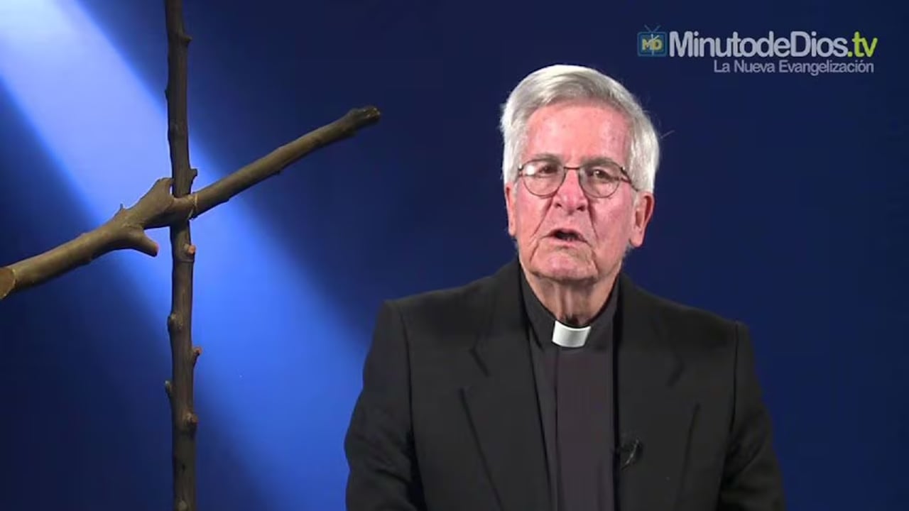 Padre Diego Jaramillo alertó posible estafa con su imagen.