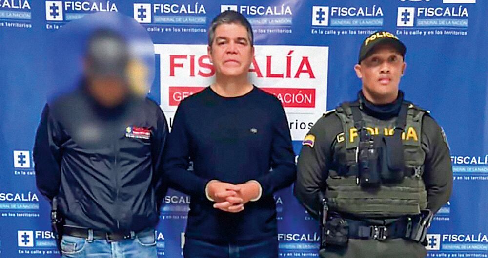 Andrés Gustavo Ricci disparó en cuatro ocasiones a una puerta, detrás de ella se encontraba Luz Mery Tristán, y la mató. Fue condenado a 45 años de prisión por feminicidio; aunque reconoce el crimen, afirma que fue un homicidio. 