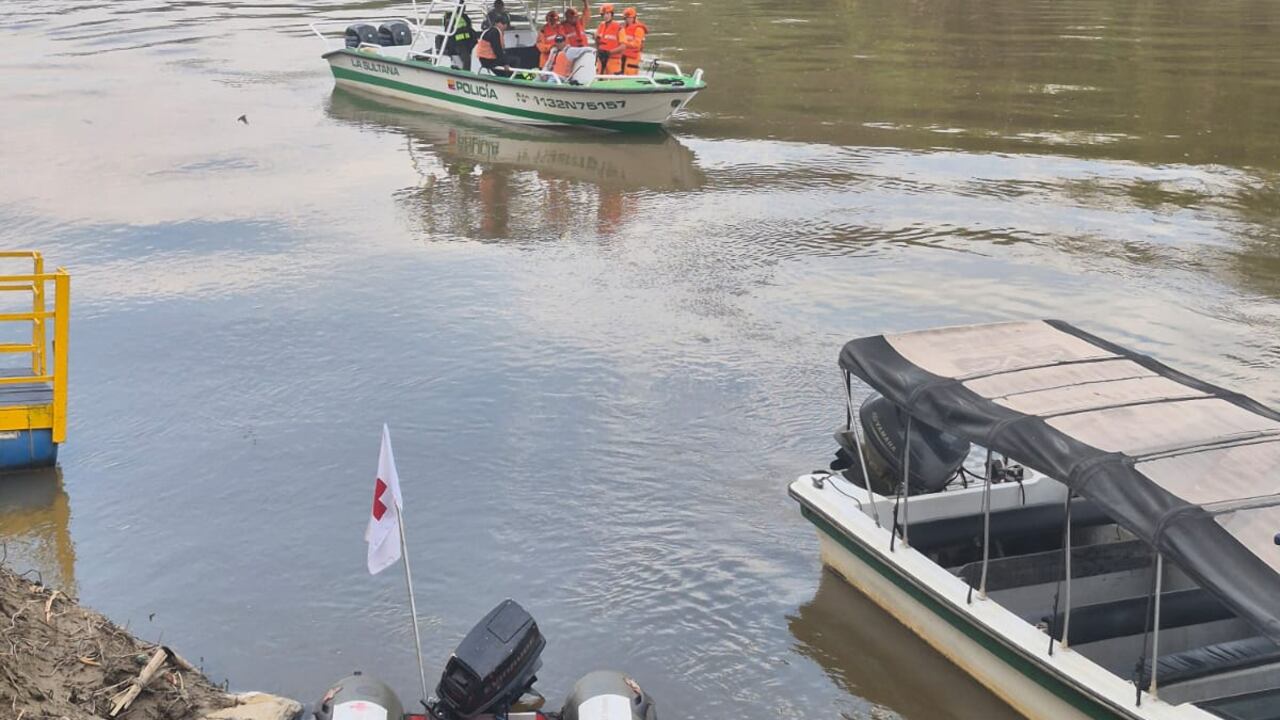 Dos embarcaciones se encontraban en la búsqueda del menor
