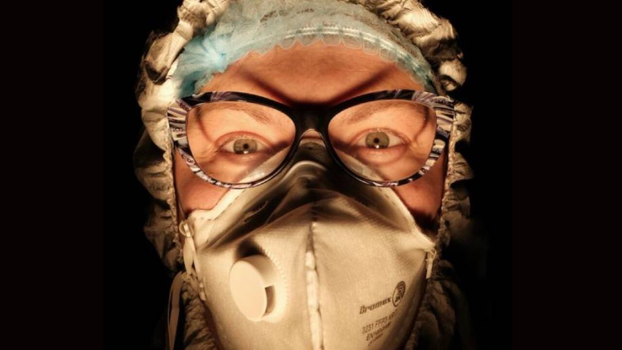 "Aunque la emergencia se está calmando, nos sentimos rodeados de oscuridad".