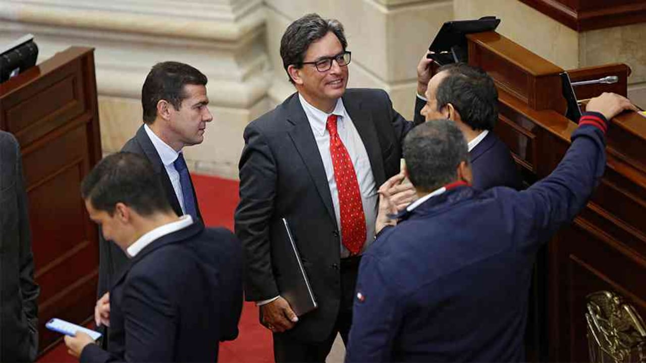 Alberto Carrasquilla.