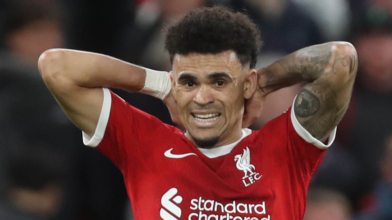 Luis Díaz se lamenta tras el resultado ante Atalanta