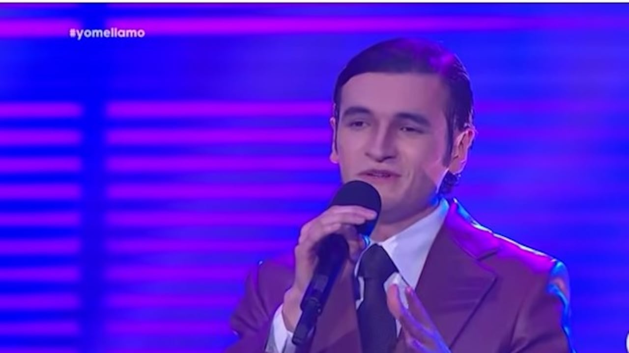 Imitador de Leonardo Favio recibió elogios por su presentación.