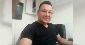 Un fuerte dolor abdominal llevó a Alexánder a urgencias. Le habría sido suministrada dipirona, un medicamento del que es alérgico.