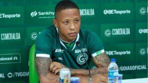 El deportista supuestamente habría enviado los mensajes amenazantes al presidente.