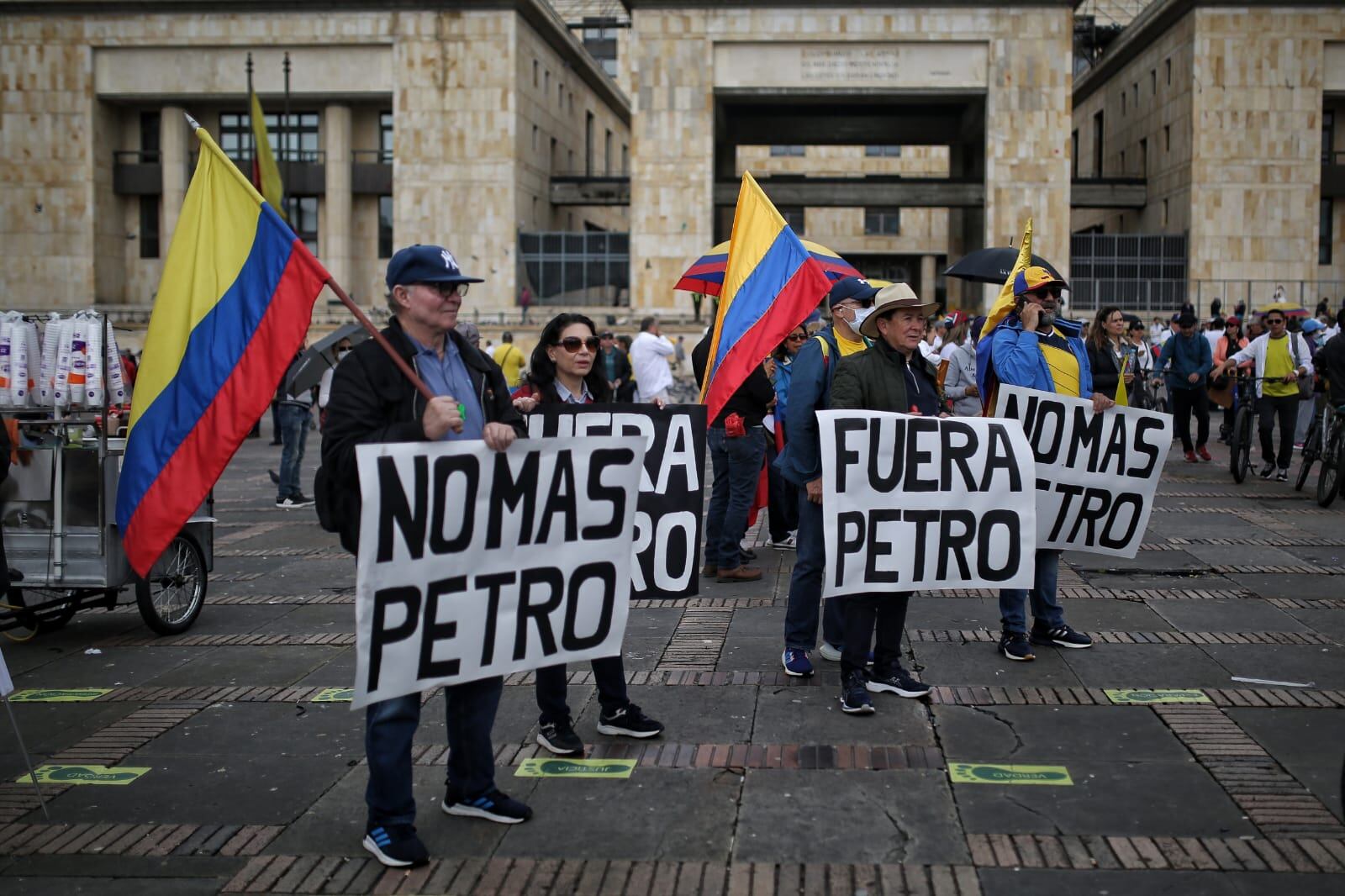 Marcha 29 octubre contra Gustavo Petro
Bogota. Plaza Bolivar