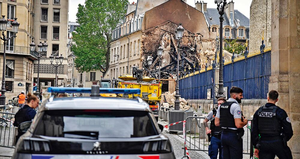 Explosión en Paris dejó más de 30 heridos.