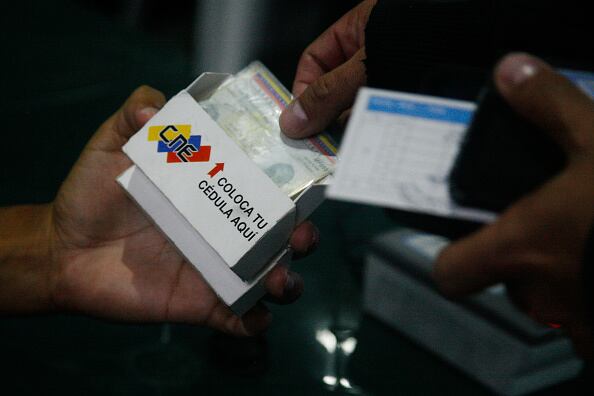 Tras más de tres meses de silencio por parte de la autoridad electoral y tras ser nombrada una nueva directiva, las partes instalaron el martes una comisión mixta para discutir todos los aspectos de la eventual asistencia técnica que dé el CNE a las primarias.