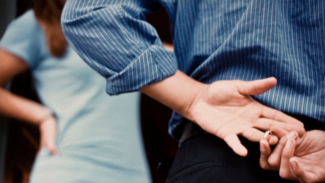 La falta de confianza puede acabar un relación de pareja.