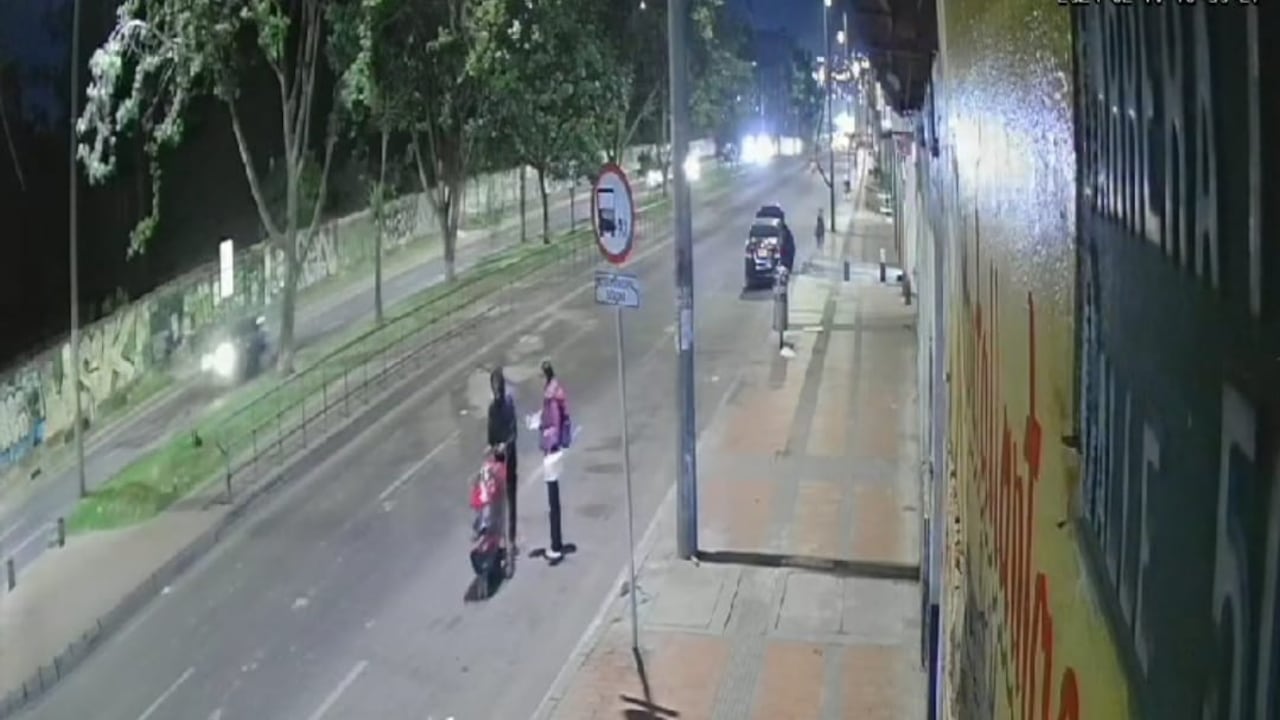 Una familia intentaba cruzar la calle justo antes del accidente de tránsito en el sur de Bogotá.