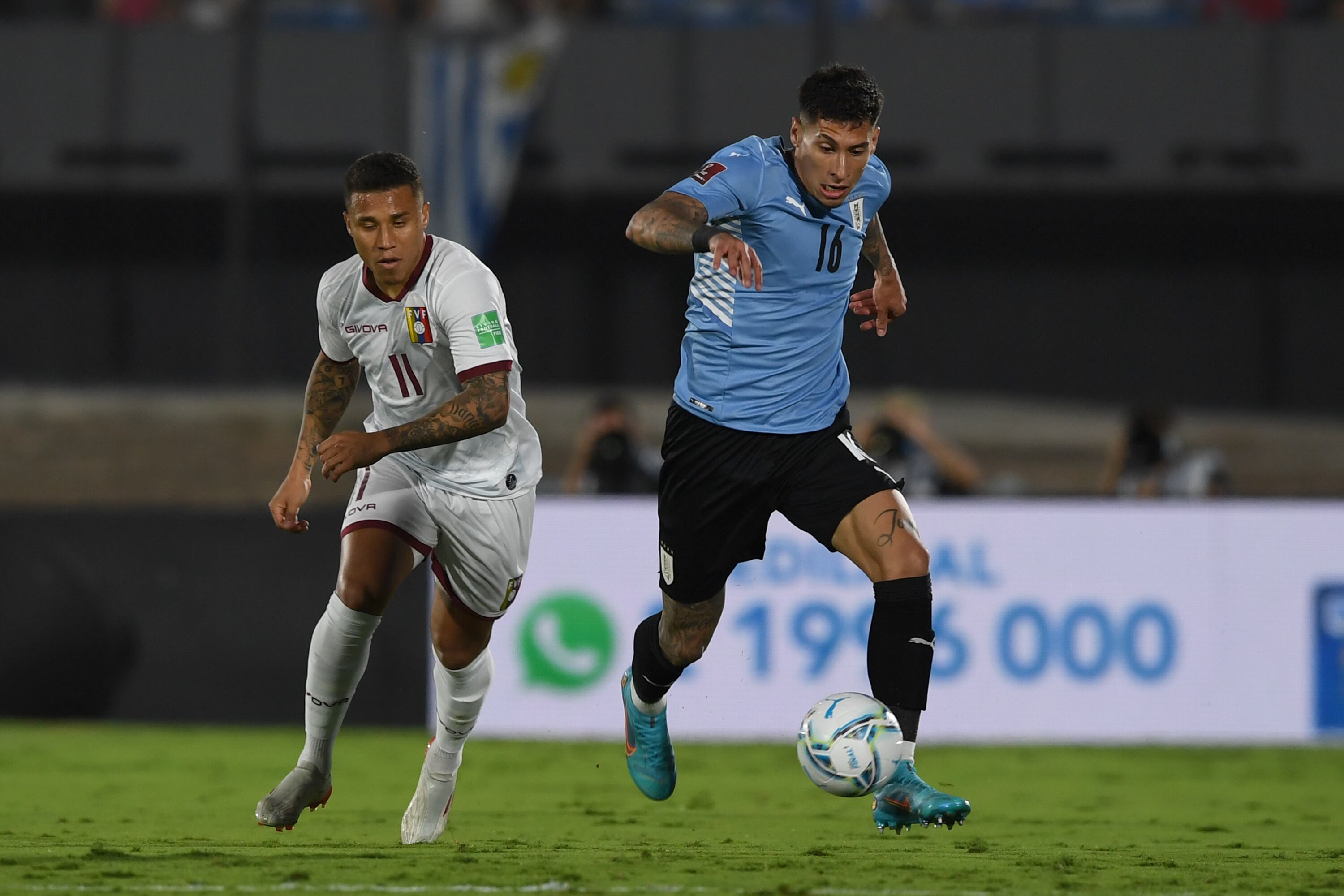 Uruguay vs Venezuela - FIFA World Cup Qatar 2022 Qualifier