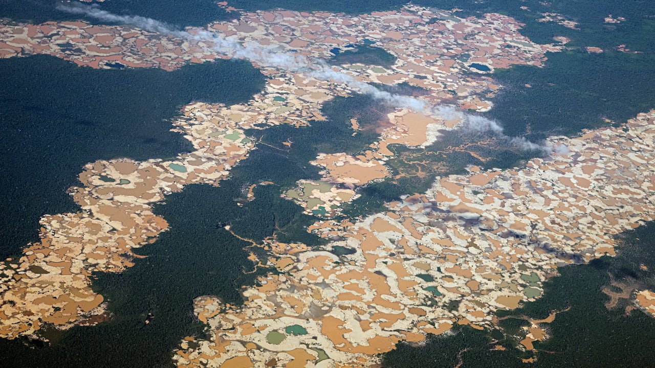 Imagen aerea de Madre de Dios (Photo by ERNESTO BENAVIDES / AFP)