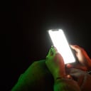 Los cambios sobre el brillo se pueden realizar directamente en los ajustes del celular.