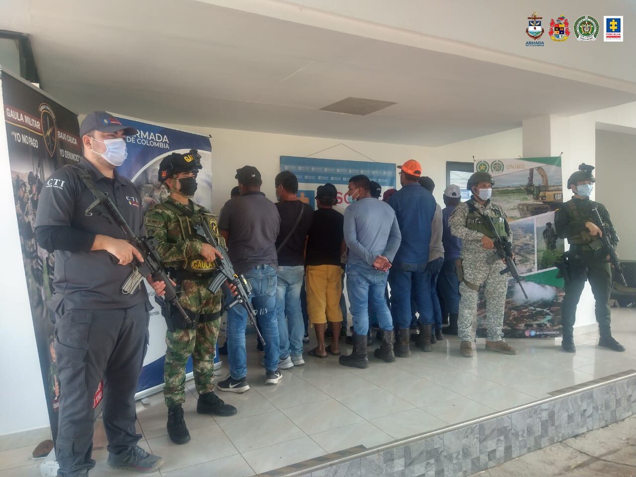 La Fiscalía logró la captura de 14 personas que integraban una organización criminal dedicada a la minería ilegal.