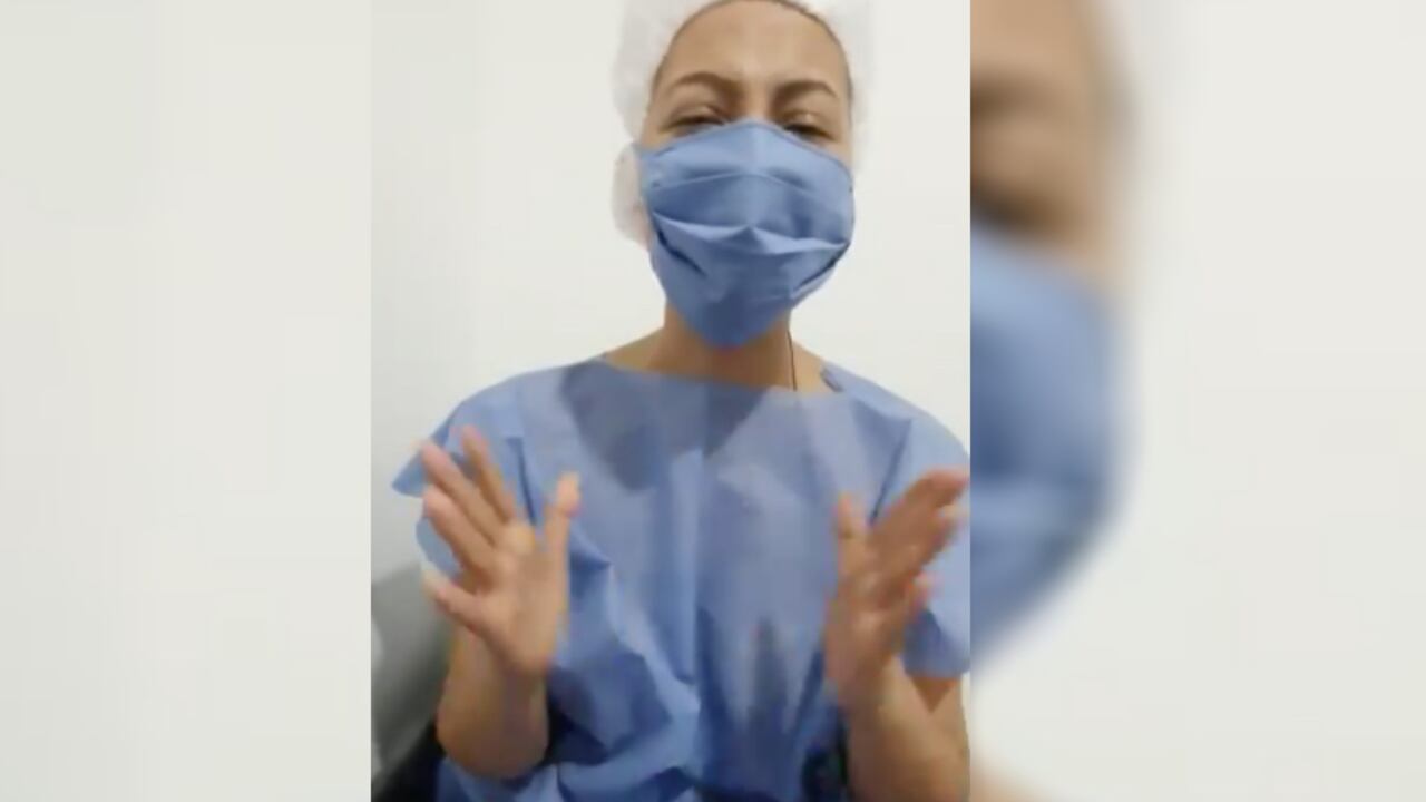 “No estoy triste por perder mi seno derecho“: exdiputada de Santander