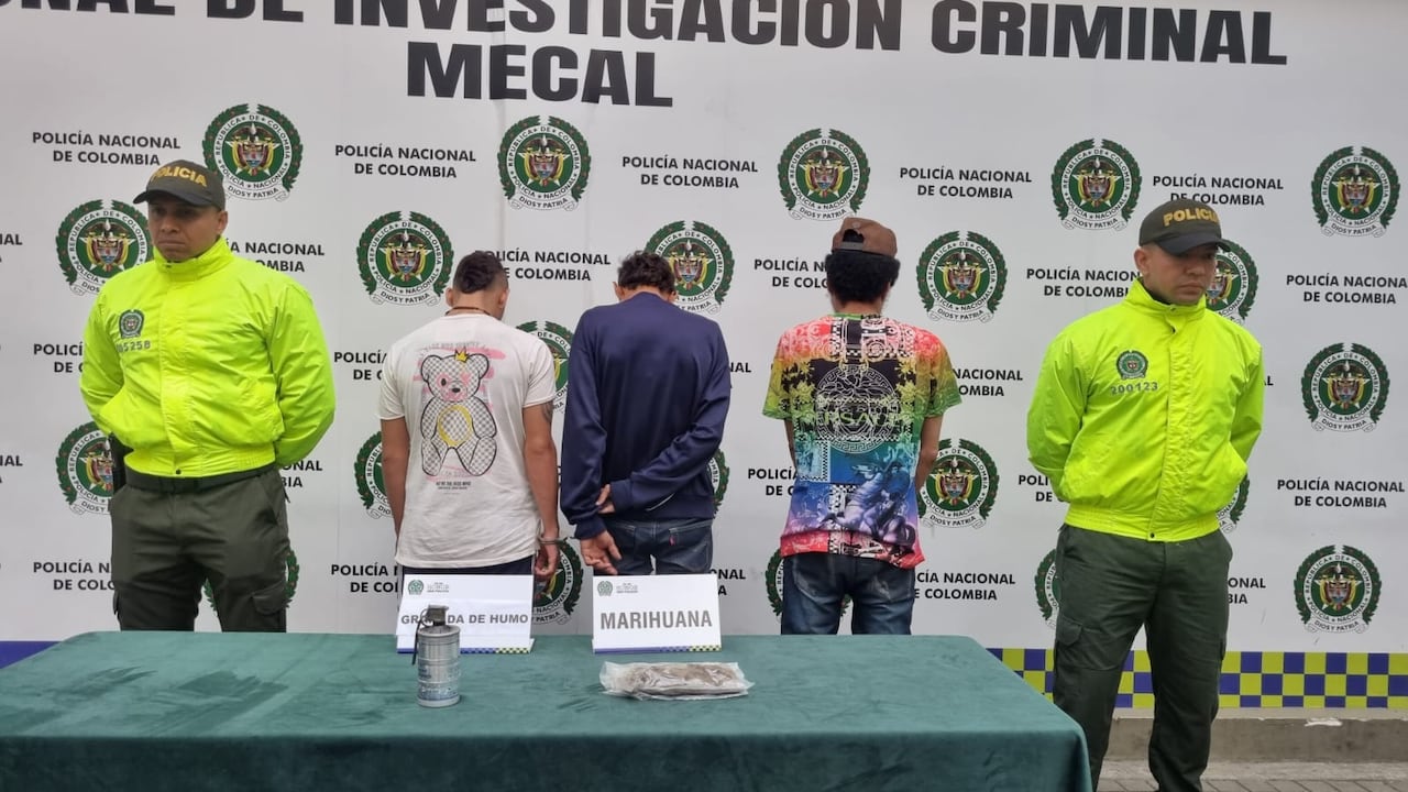 Los capturados fueron dejados a disposición de la autoridad competente.