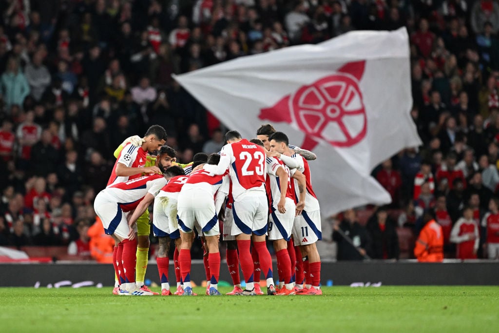 LONDON, ENGLAND - OCTOBER 22: The Arsenal team huddle during the UEFA Champions League 2024/25 League Phase MD3 match between Arsenal FC and FC Shakhtar Donetsk at Emirates Stadium on October 22, 2024 in London, England. (Photo by David Price/Arsenal FC via Getty Images)
