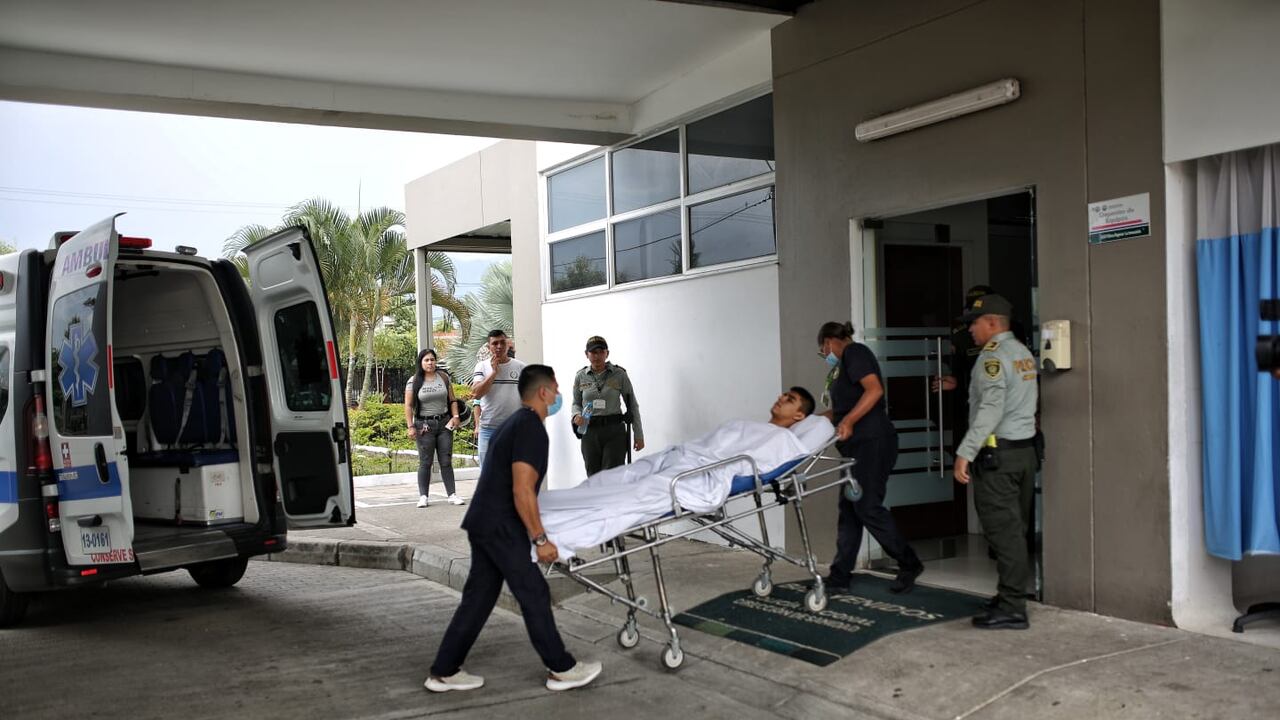 El auxiliar de la policía Gustavo Alberto Esquive sobrevivió al atentado de grupos armados contra la Policía, en el Huila.