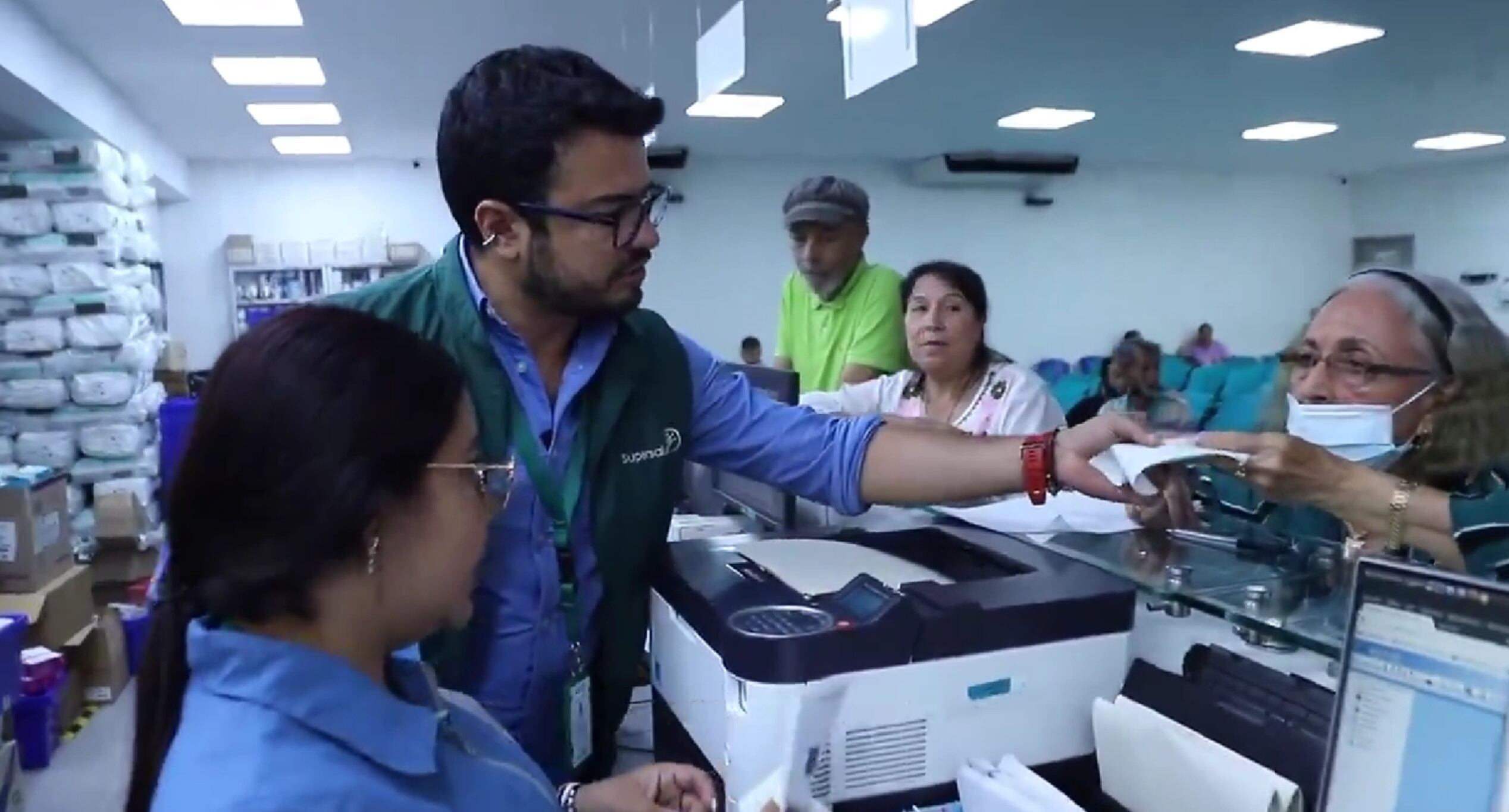 Superintendente de salud verificó las fórmulas con los medicamentos en insumos entregados y los que no se dispensaron porque supuestamente no había inventario.