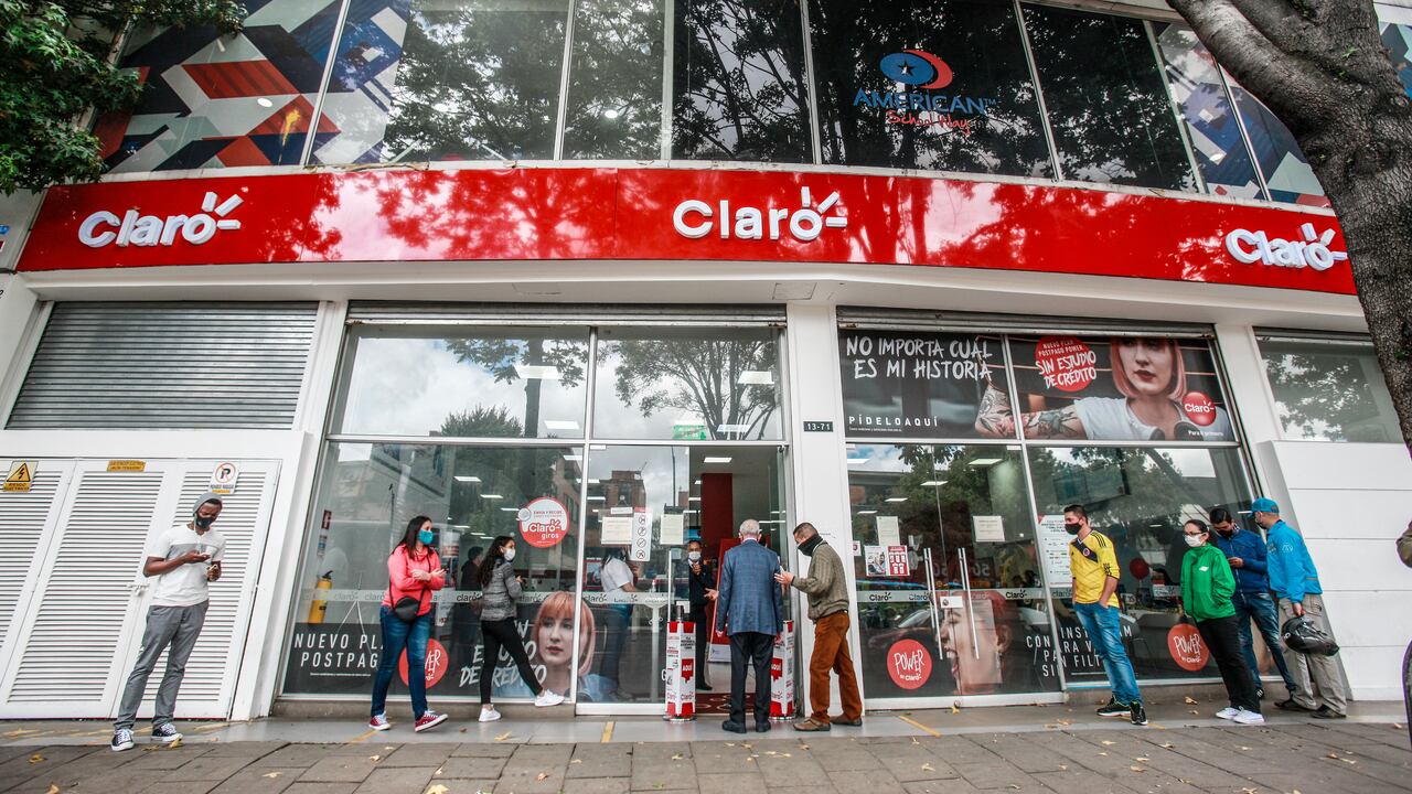 Fachada Claro Calle 72 Carrera 15