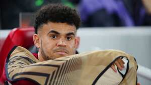 Luis Díaz fue suplente con el Liverpool en la tercera jornada de la fase de grupos de la Europa League 2023-2024.