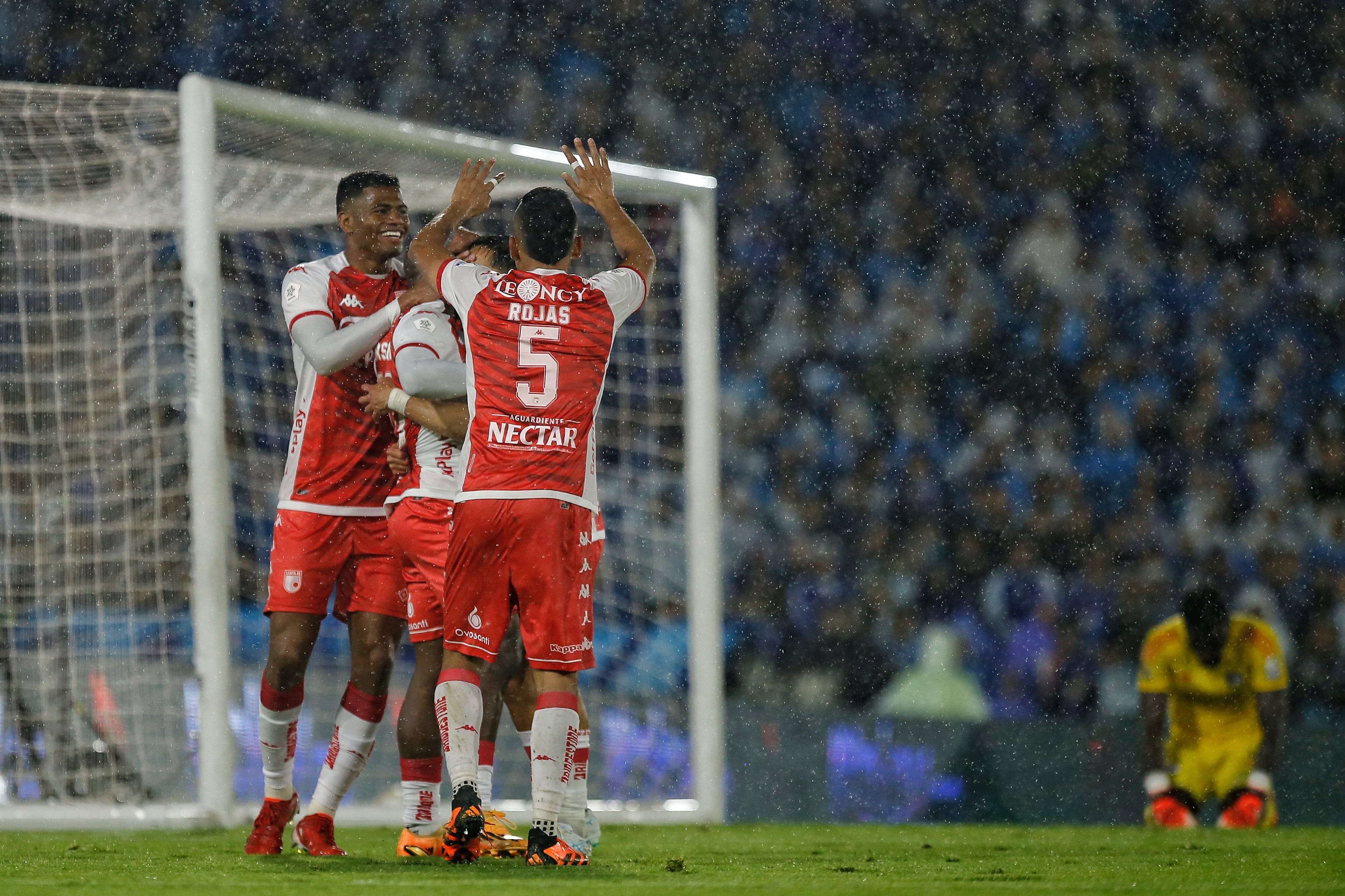 Santa Fe venció 4-2 a Millonarios en El Campín.