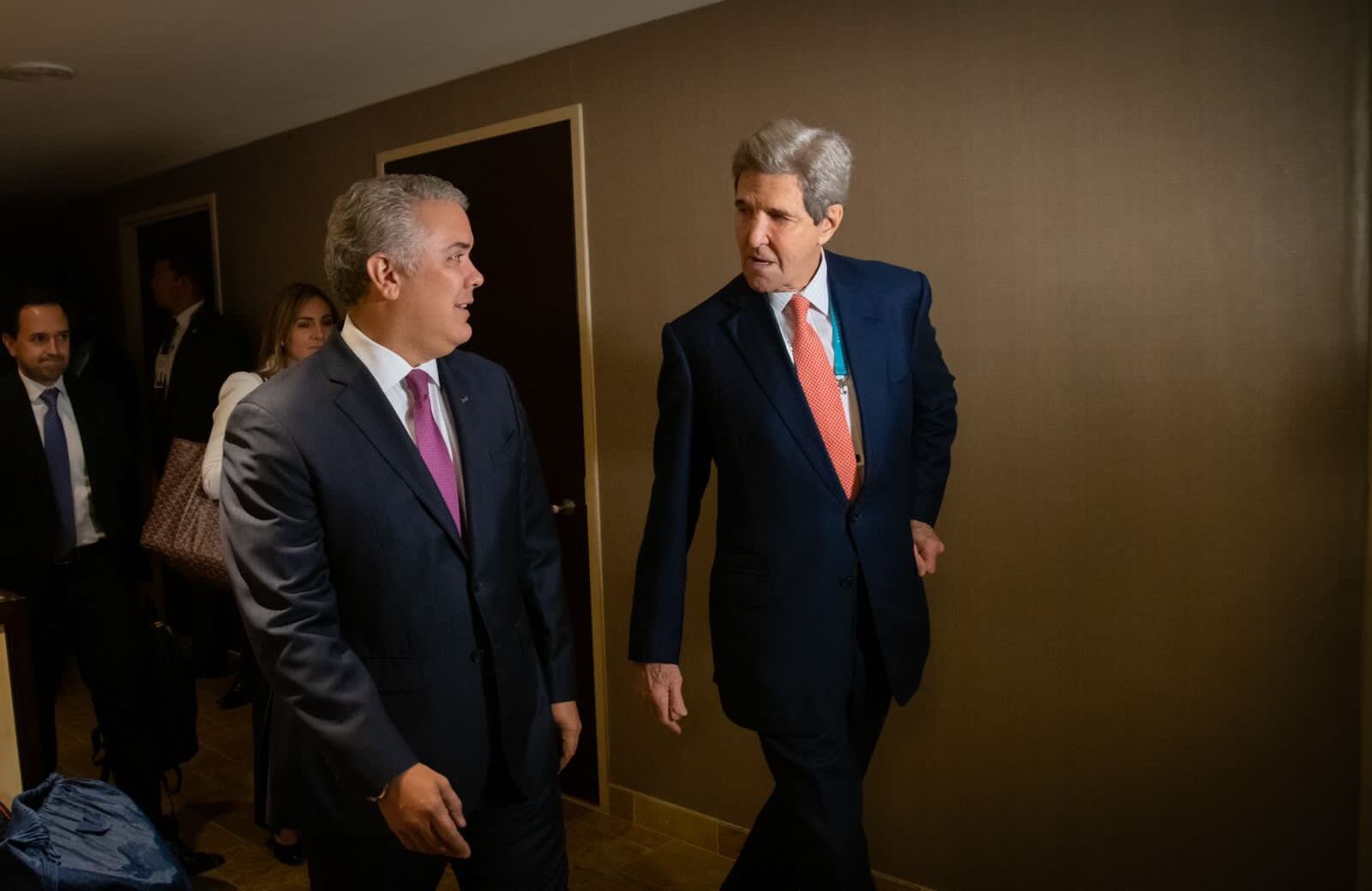 El presidente Iván Duque se reunió con el Enviado Especial para el Clima de la Casa Blanca John Kerry.