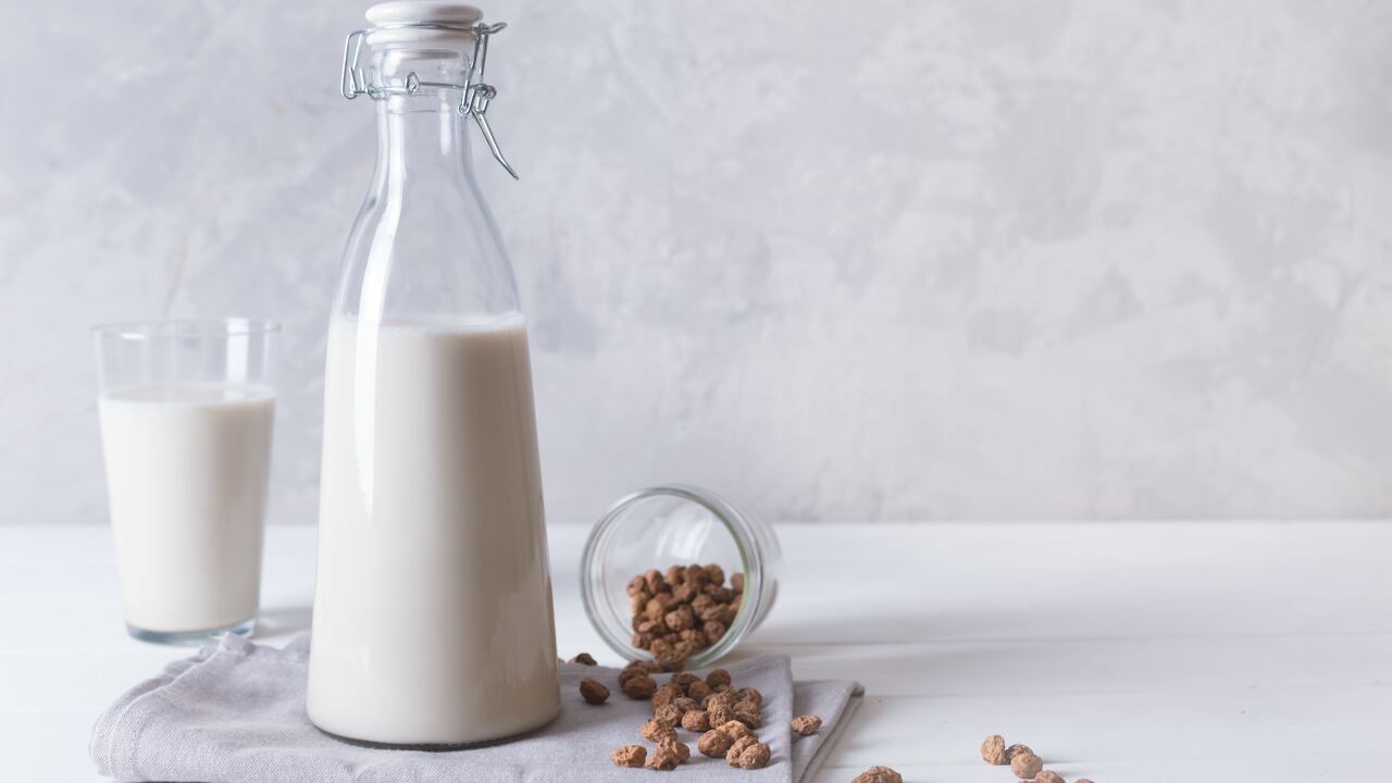 Gracias a su riqueza en aminoácidos y almidón, la horchata, cuenta con excelentes propiedades digestivas.