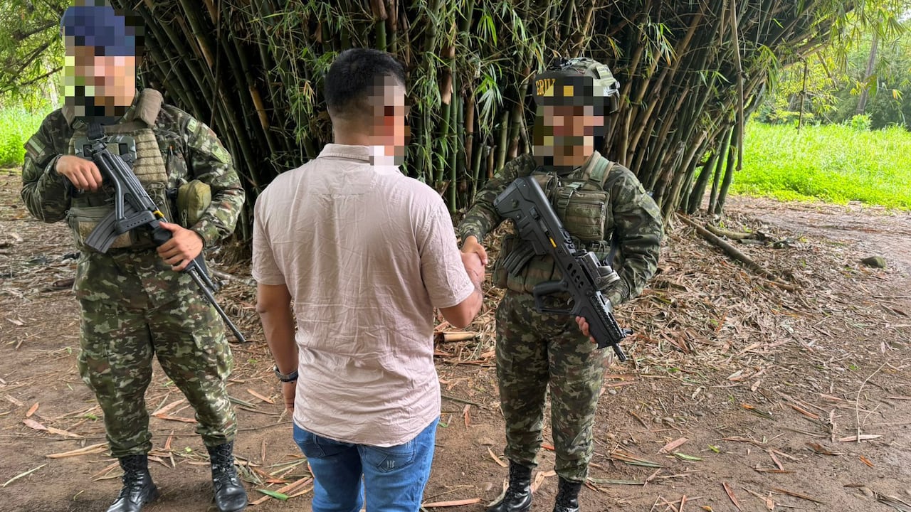La entrega de alias Flechas.