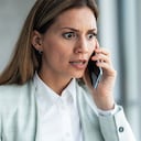 Detectan falla que le permite a WhatsApp acceder al micrófono del teléfono de sus usuarios.