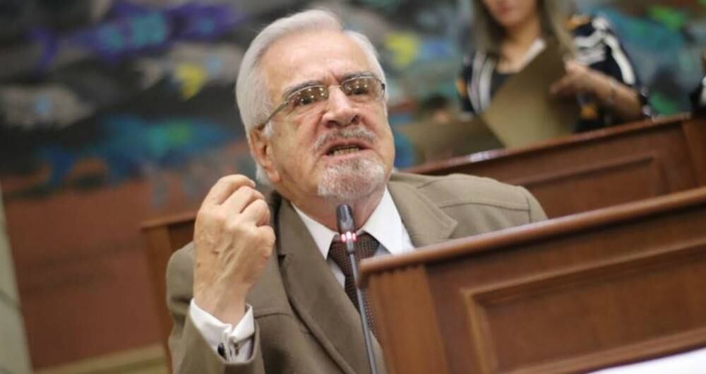 El embajador Germán Navas Talero insultó duramente a la representante que lo apoyó en campaña en 2014.