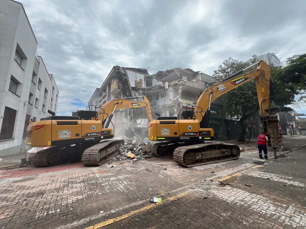 Alcaldía de Pereira anunció el inicio de la demolición de estructuras afectadas por el terremoto del 10 de agosto.