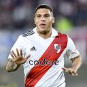 BUENOS AIRES, ARGENTINA - OCTOBER 12: Juan Fernando Quintero of River Plate gestures during a match between River Plate and Platense as part of Liga Profesional 2022 at Estadio Más Monumental Antonio Vespucio Liberti on October 12, 2022 in Buenos Aires, Argentina. (Photo by Marcelo Endelli/Getty Images)