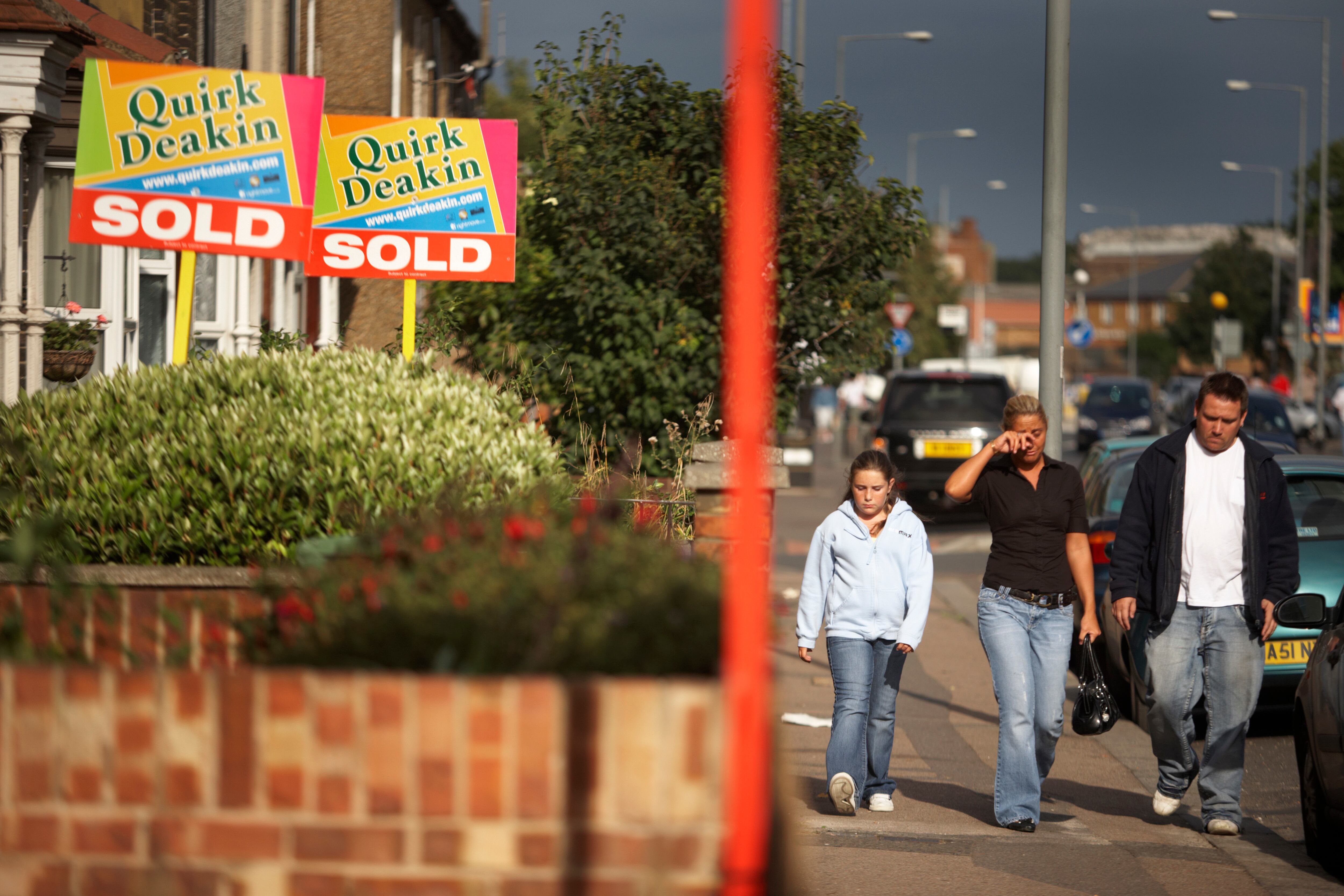 Varias personas han decidido cambiar de condado por los altos costos de las viviendas y arriendos.
Getty Images