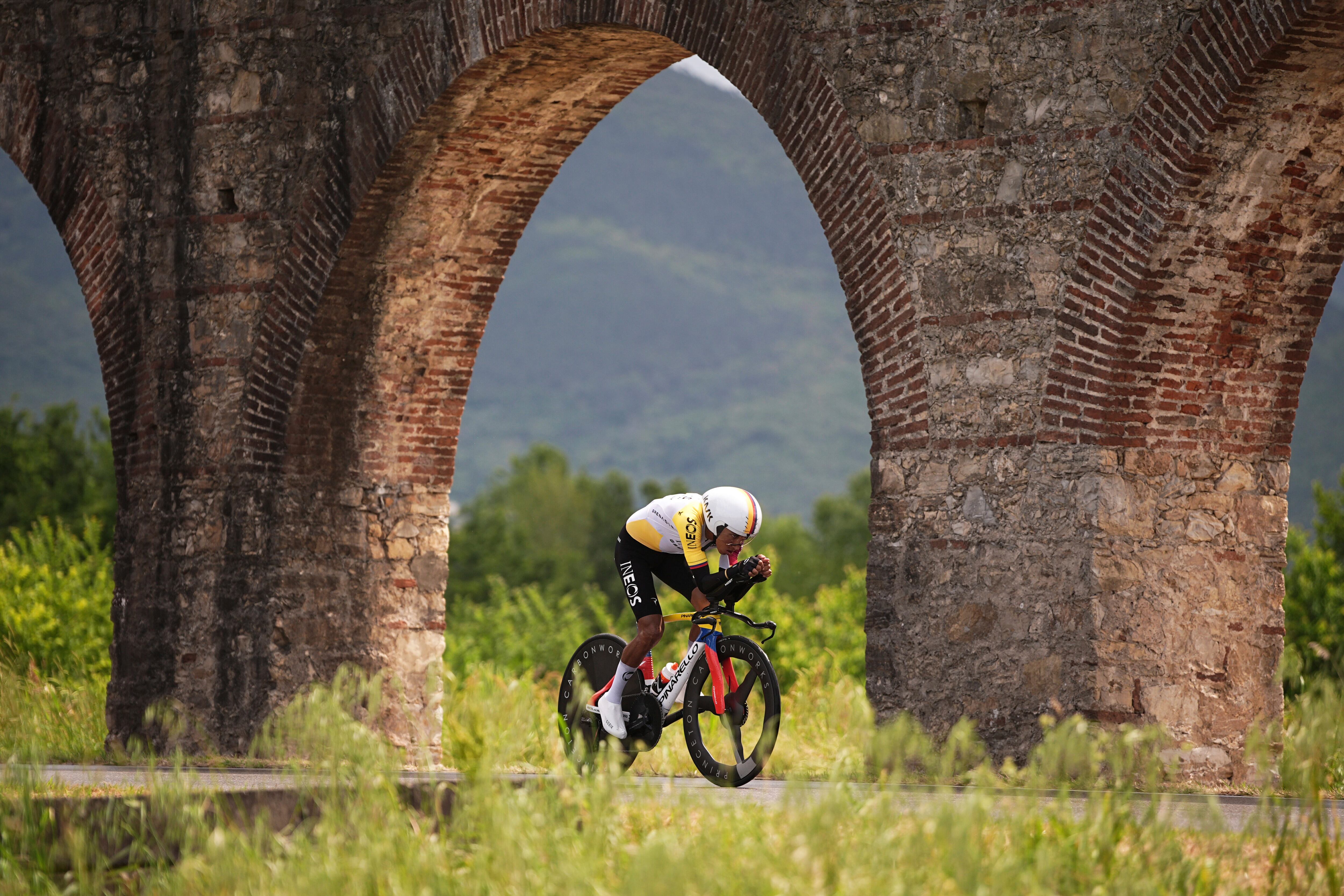 Colombia's Egan Bernal pedals as he warms up ahead of the 10th stage of the Giro d'Italia cycling race, an individual time trial from Lucca to Pisa, Italy, Tuesday, May 20, 2025. (Marco Alpozzi/LaPresse via AP)