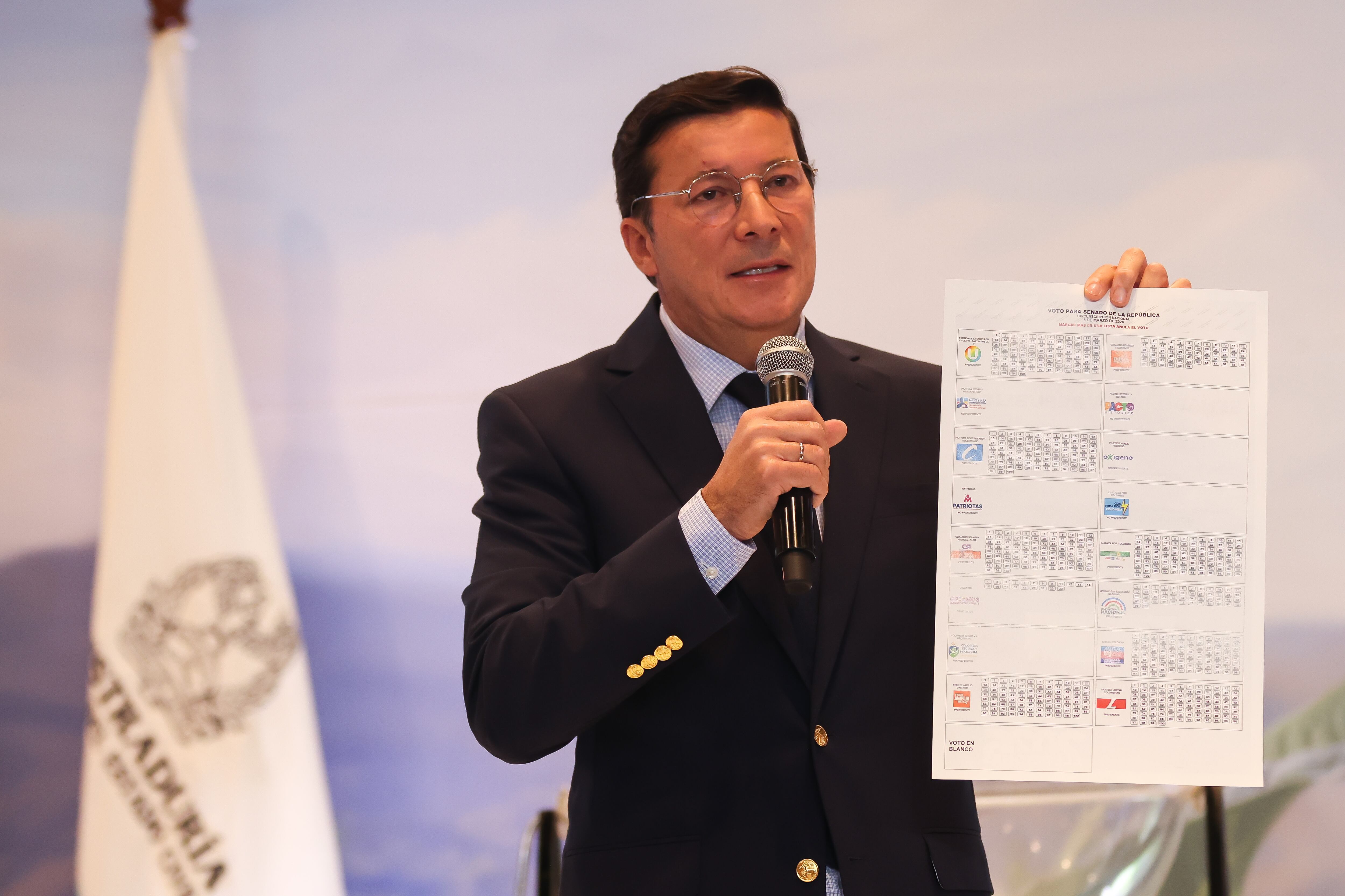 Registrador Nacional Hernán Penagos.