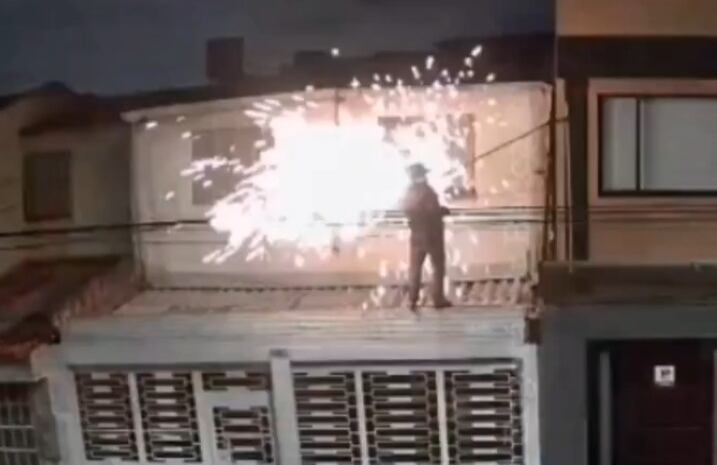 El robo de cableado es una práctica común en Bogotá.