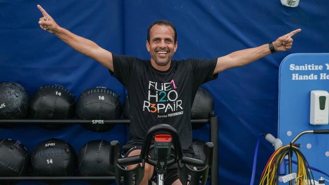 El entrenador colombiano enfrentará a Lionel Messi