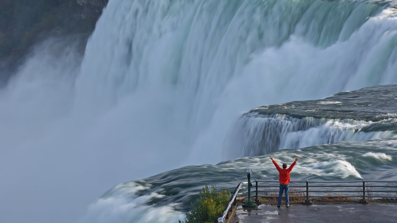 El impresionante túnel que abrieron en las Cataratas del Niágara