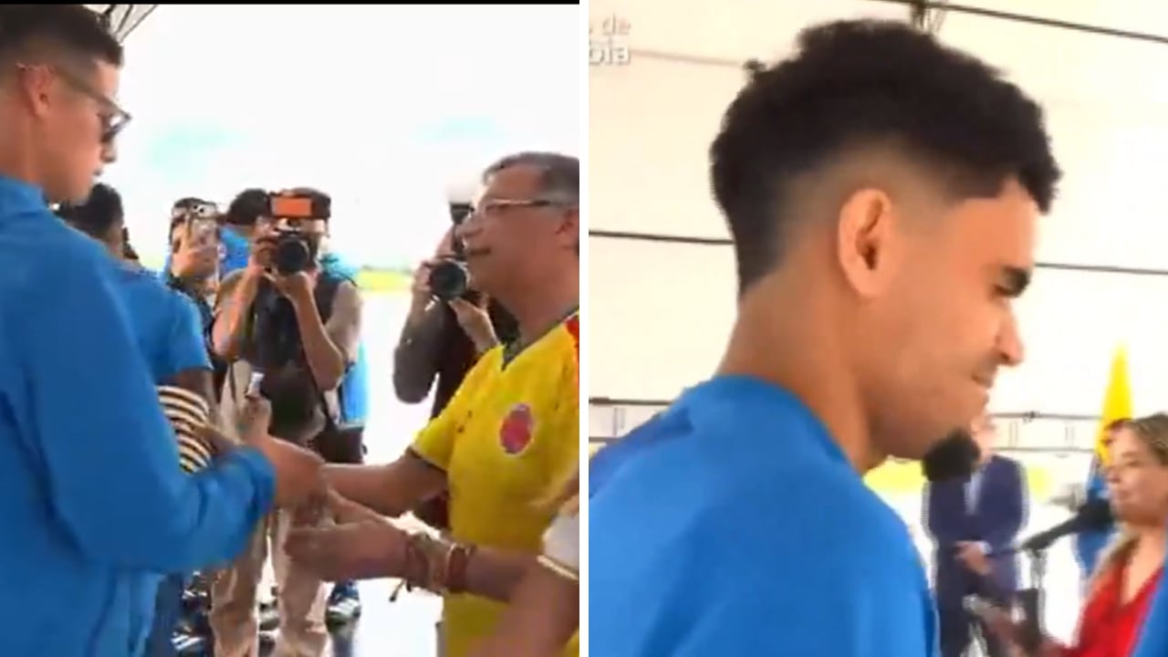 El saludo de Gustavo Petro con los jugadores de la Selección Colombia.