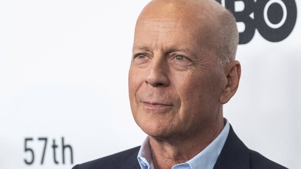 Los tropiezos a la hora de comprender palabras hacen parte de los síntomas de la enfermedad detectada a Bruce Willis.