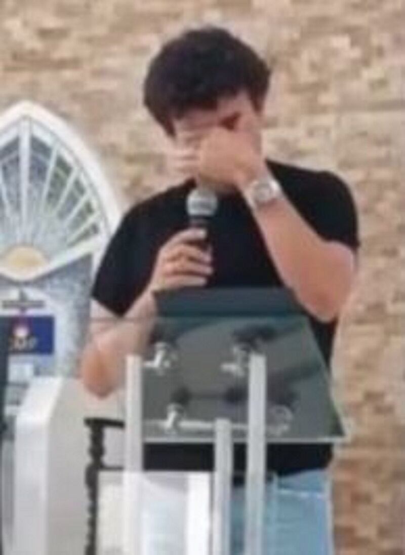 Silvestre Dangond lloró en el funeral de su gran amigo