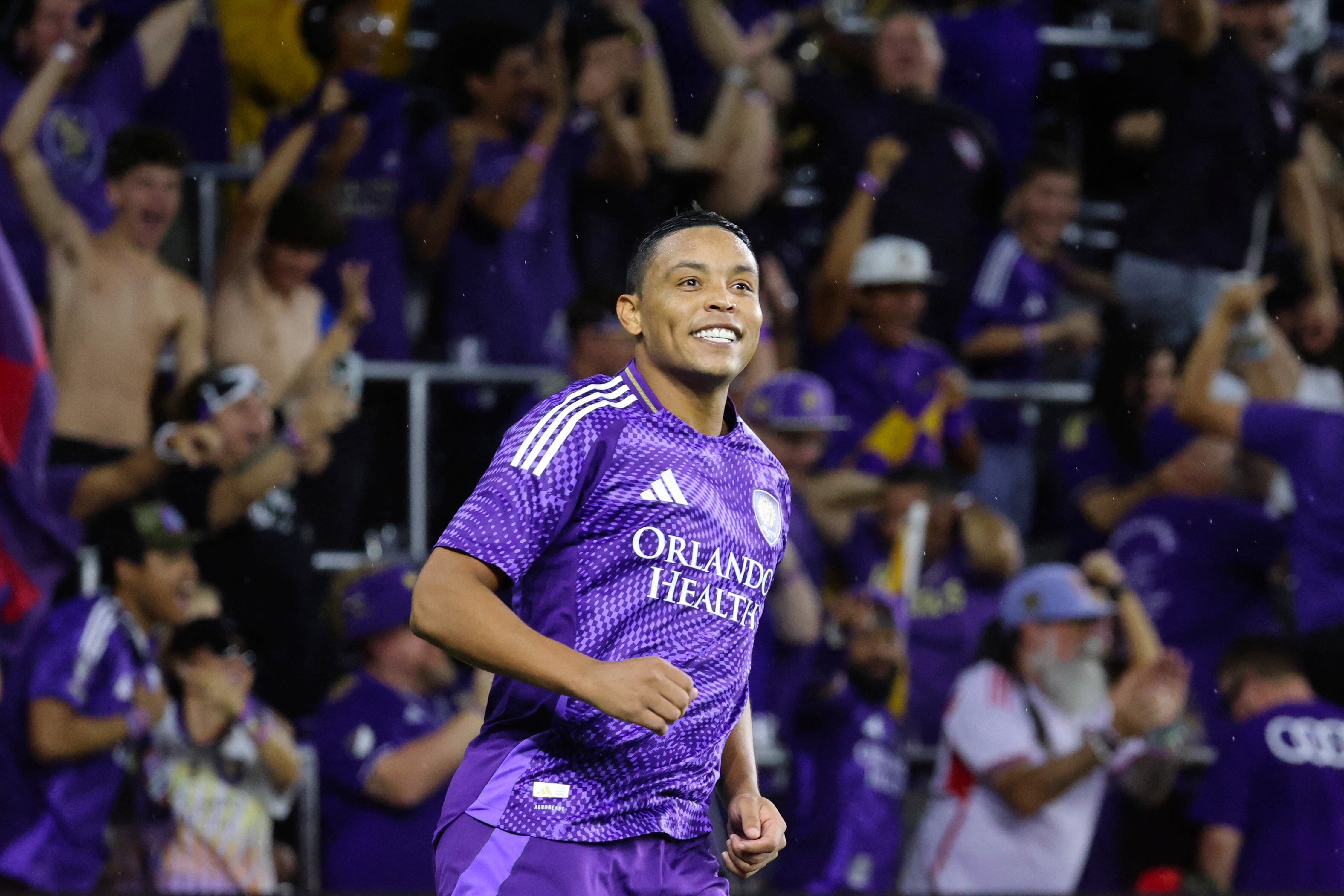 ORLANDO, FLORIDA - AUGUST 10: Luis Muriel #9 of Orlando City celebrates after scoring the team's first goal during the NWSL match between Orlando City and Inter Miami CF at Inter&Co Stadium on August 10, 2025 in Orlando, Florida.   Alex Menendez/Getty Images/AFP (Photo by Alex Menendez / GETTY IMAGES NORTH AMERICA / Getty Images via AFP)