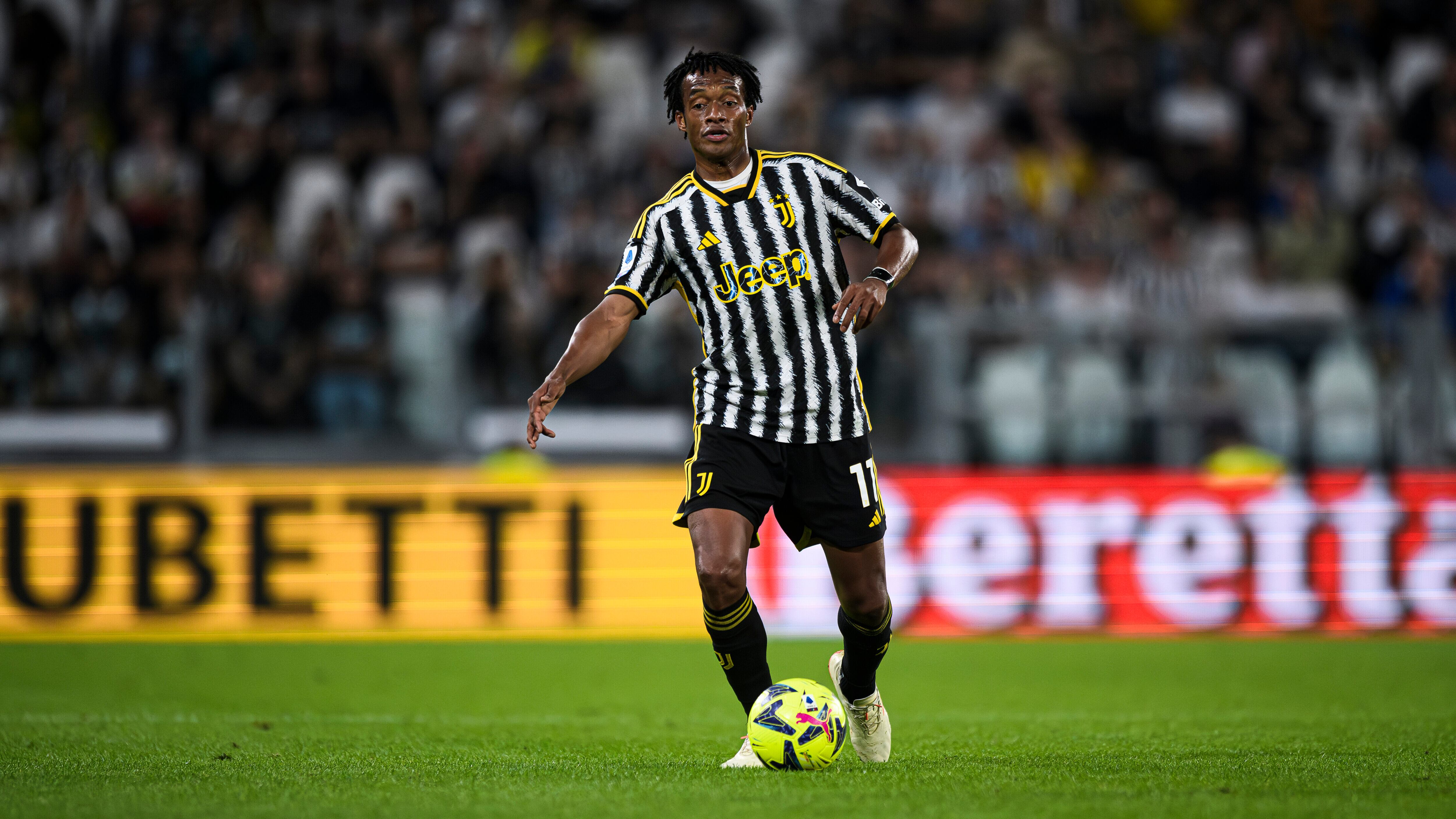 Con un emotivo mensaje en su cuenta de Instagram , el jugador dio por finalizado su etapa en la Juventus.