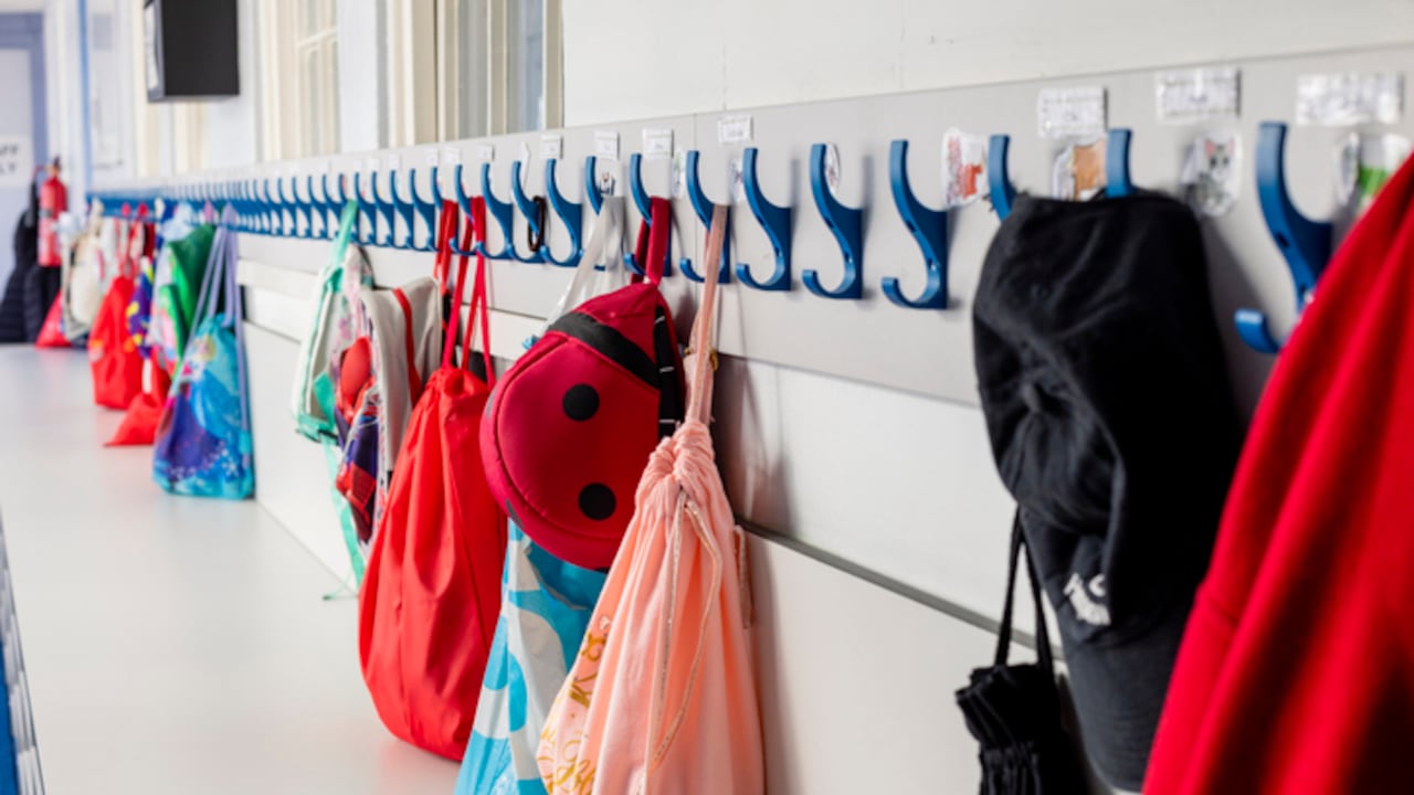 Era un estudiante de jardín de infantes y el arma de fuego se encontró en la mochila del niño.