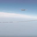 Esta maniobra es la única en el mundo en la que dos naves se tocan físicamente en el aire.