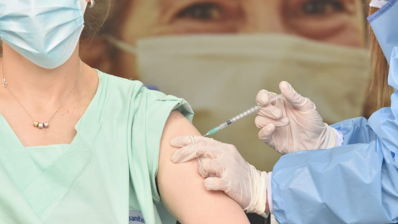 Foto de referencia de la vacunación en Colombia contra coronavirus